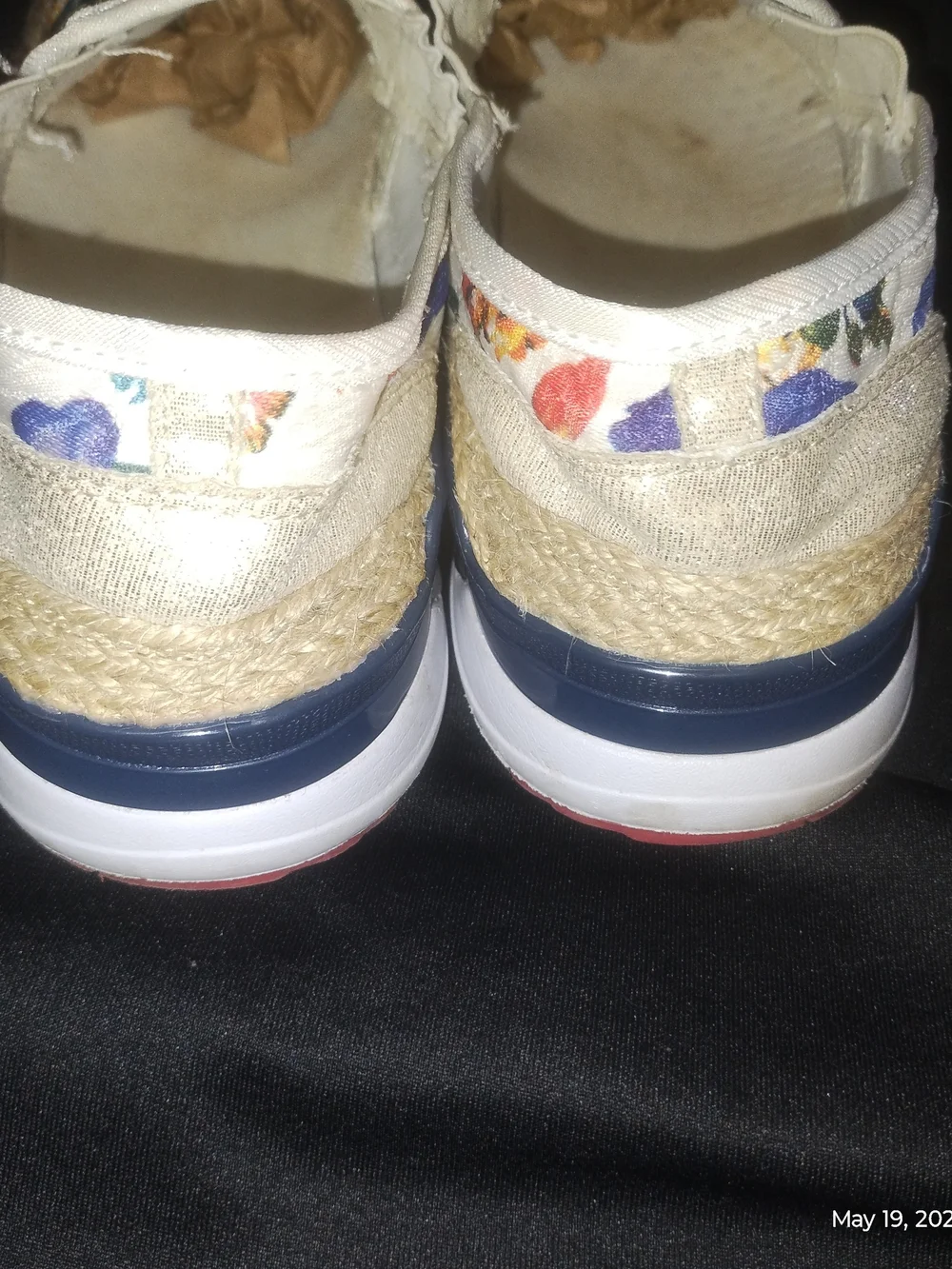 Uubaris Floral Canvas Slip-On Espadrille Sneaker Size 9